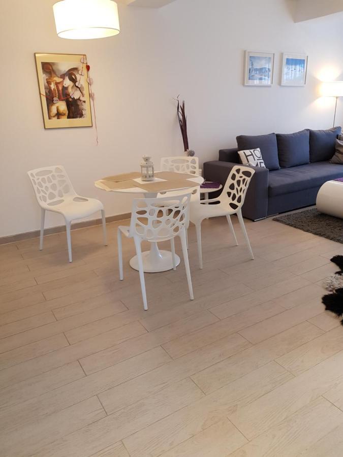Apartament Czarna Gora Livigno Lejlighed Sienna  Eksteriør billede